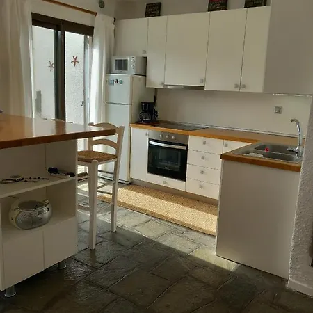 House E5 *
